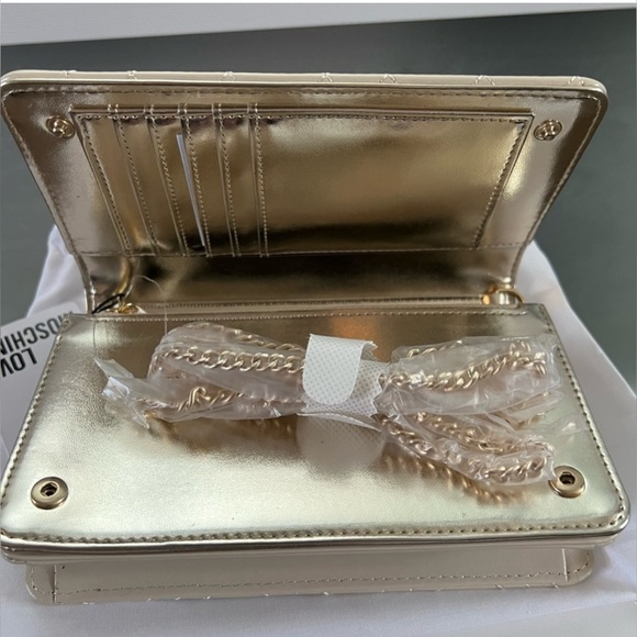 Love Moschino White Polyethylene
Women Crossbody Bag NWT crossbody chain - Picture 2 of 8